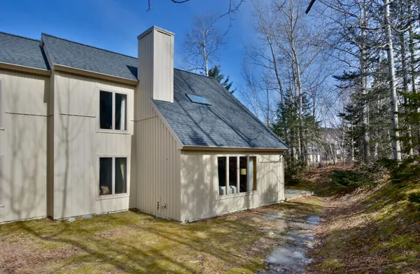 $695,000 | 2328 Oak Drive, Unit 22, Carrabassett Valley, ME 04947