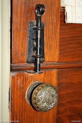 6490 Commerce Road West Bloomfield, MI 48324 - Photo 36 of 65 Original hardware