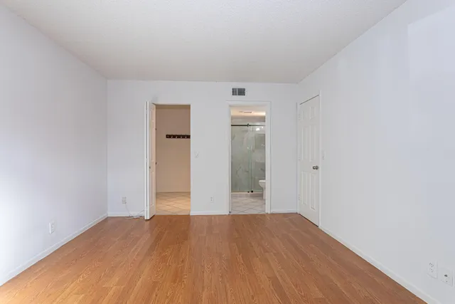 a view of a back yard of the house