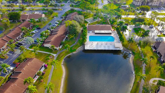 $1,750 | 603 Sea Pine Way, Unit C1, Greenacres, FL 33415