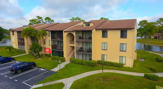 $1,750 | 603 Sea Pine Way, Unit C1, Greenacres, FL 33415