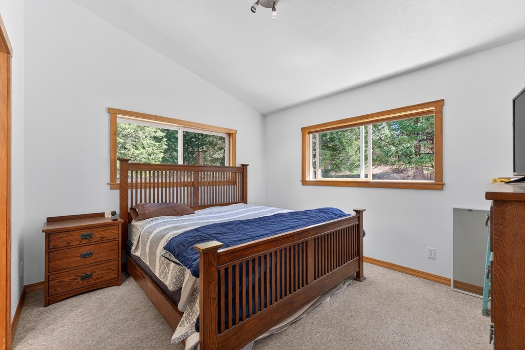 13810 Shadow Ridge Drive McCall, ID 83638 - Photo 11 of 31 Main floor bedroom