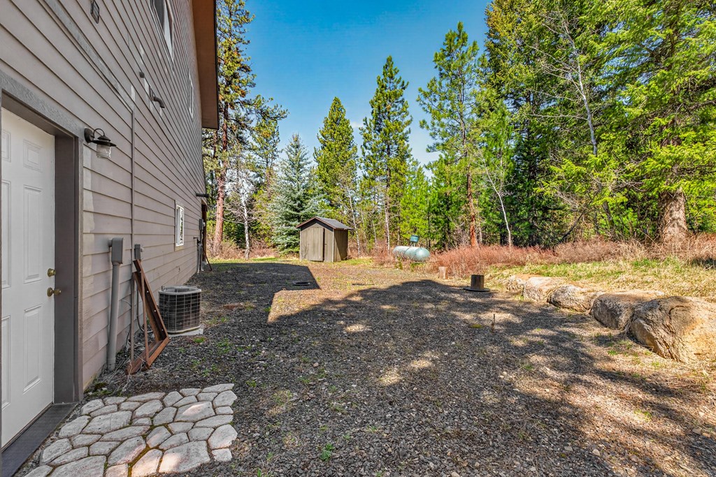 13810 Shadow Ridge Drive McCall, ID 83638 - Photo 19 of 31 The entrance to the studio
