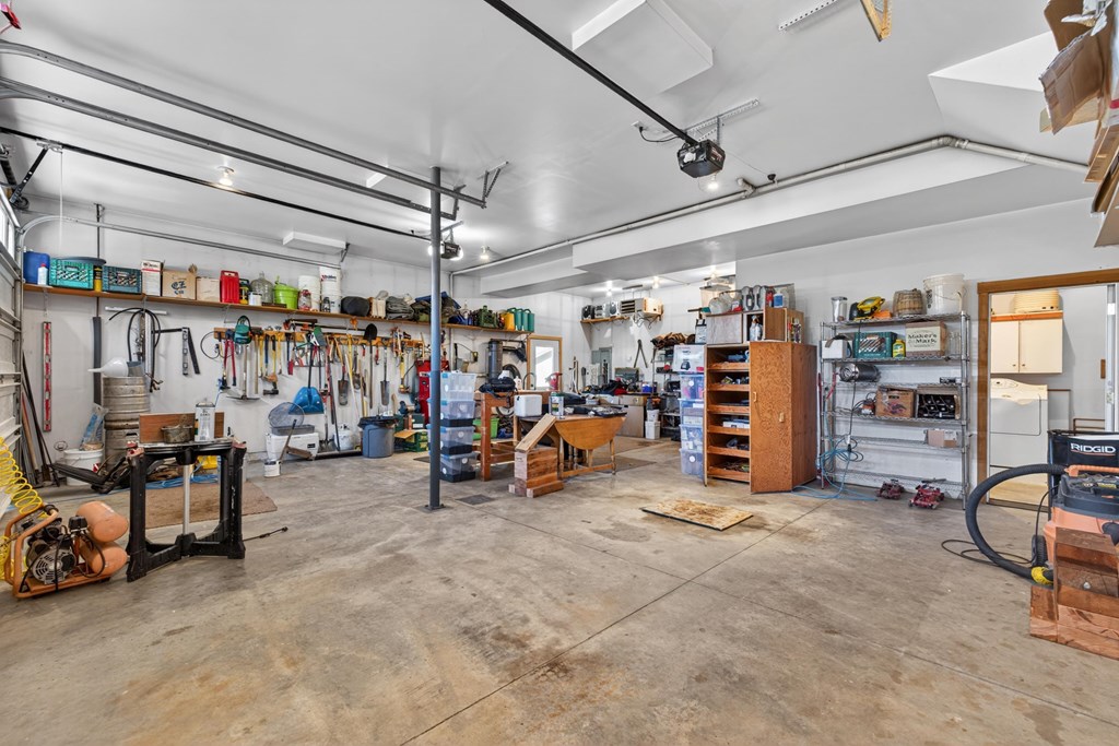 13810 Shadow Ridge Drive McCall, ID 83638 - Photo 21 of 31 Overisized two car garage