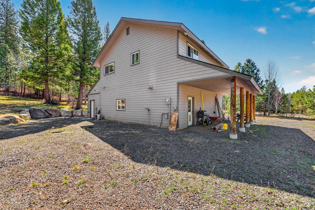 13810 Shadow Ridge Drive McCall, ID 83638 - Photo 28 of 31 A large carport
