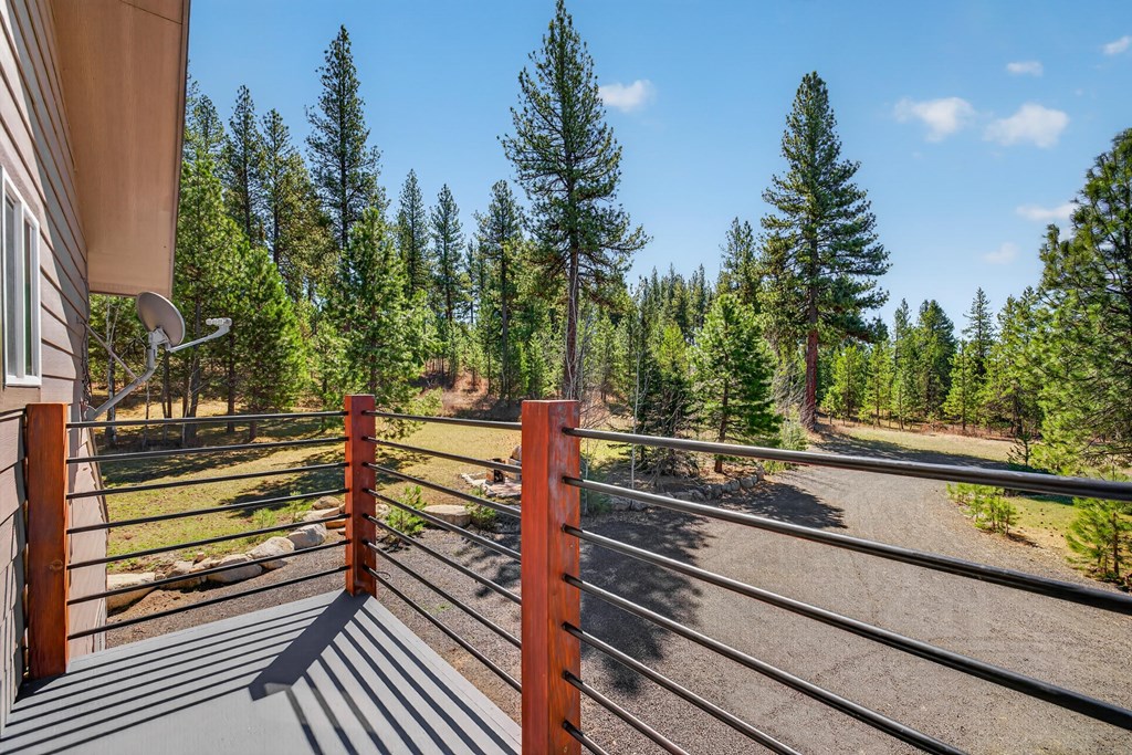 13810 Shadow Ridge Drive McCall, ID 83638 - Photo 5 of 31 Balcony off the Great Room