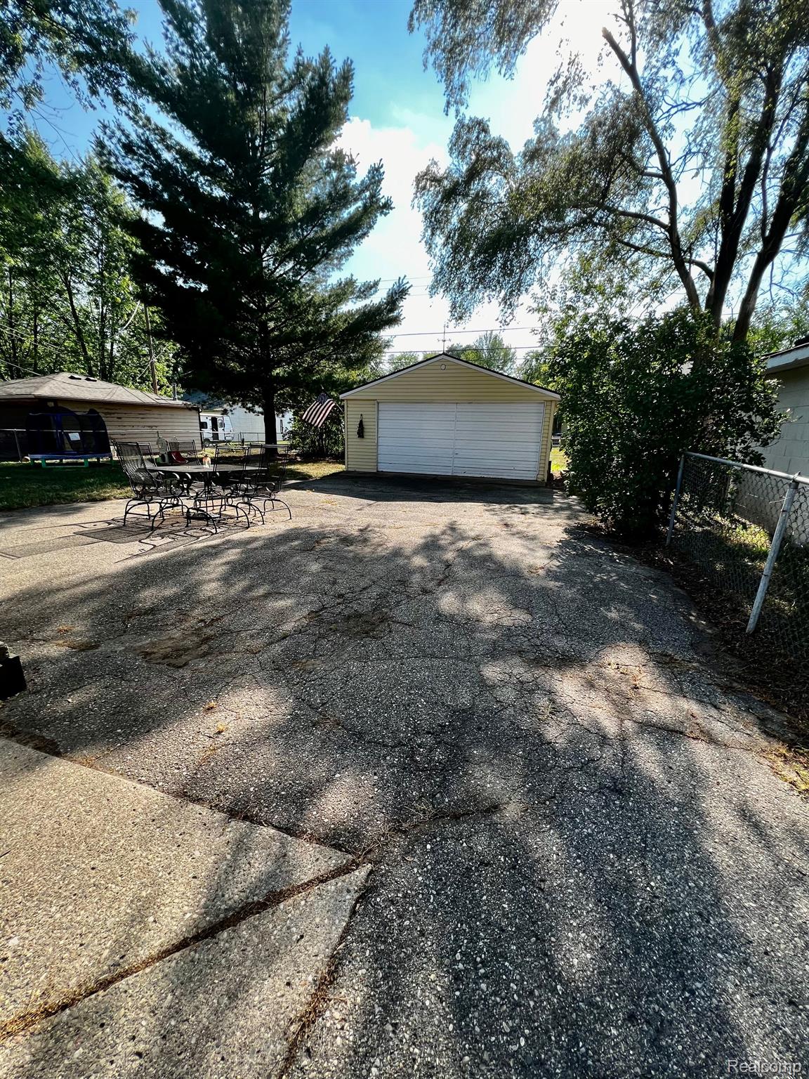 2616 Melvin Avenue Rochester, MI 48307 - Photo 8 of 20 Gallery Image 8