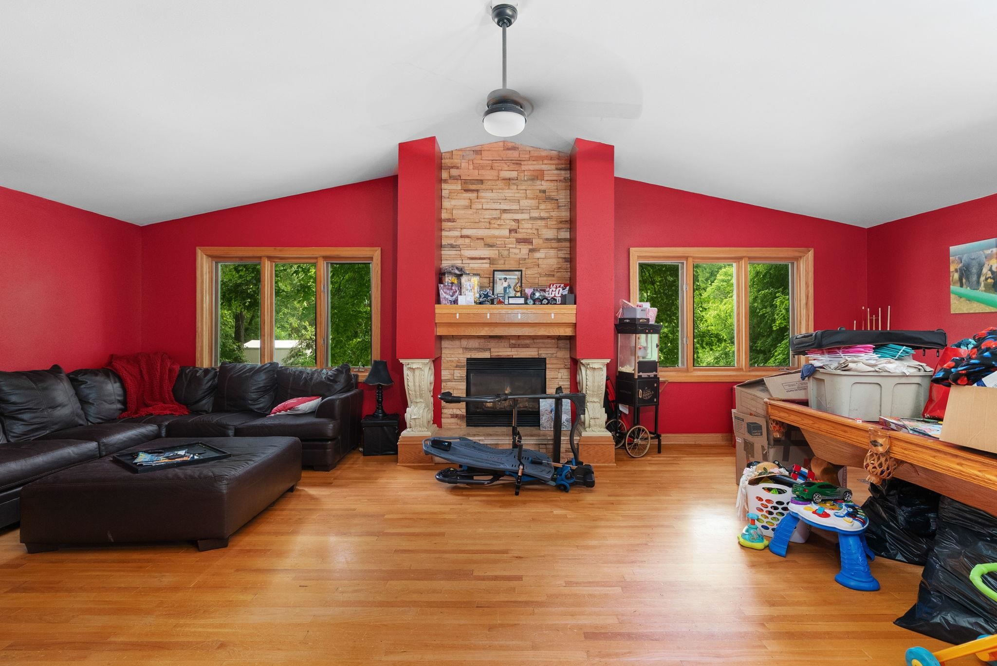 633 Pony Lane Sun Prairie, WI 53590 - Photo 8 of 26