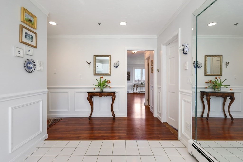 756 Jerusalem Road, Unit 4 Cohasset, MA 02025 - Photo 6 of 30 Gallery Image 6