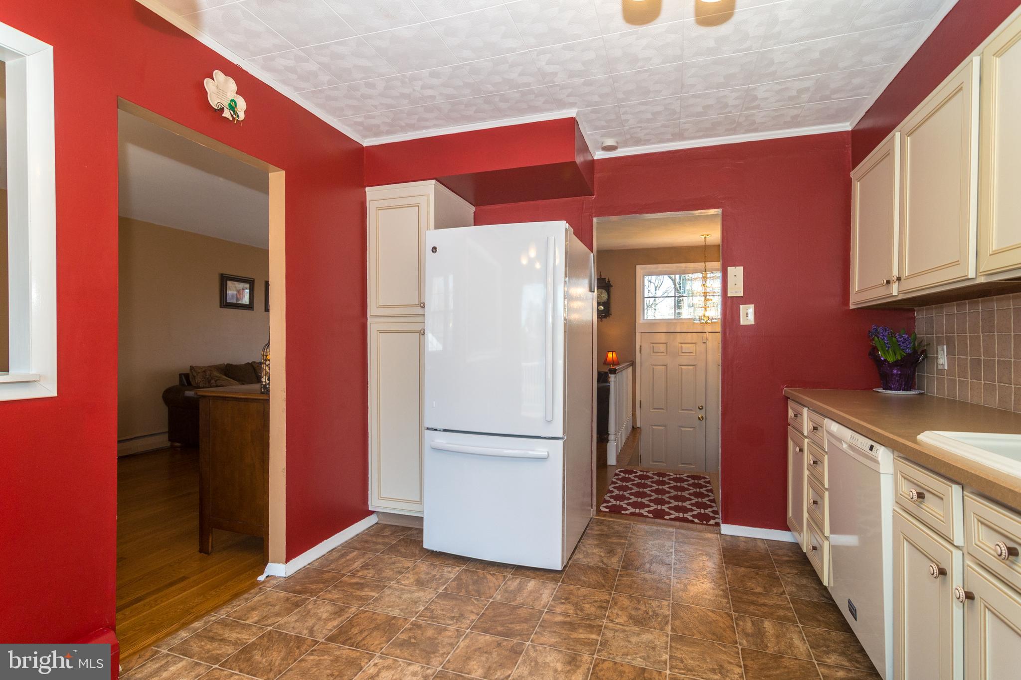 356 Hancock Road Warminster, PA 18974 - Photo 18 of 48