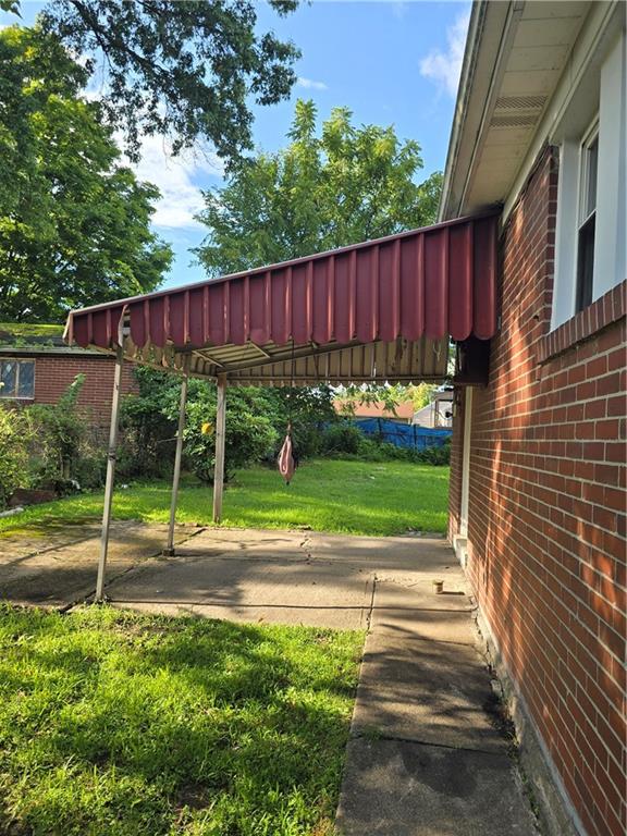 144 Hochberg Road Pittsburgh, PA 15235 - Photo 2 of 17 Gallery Image 2