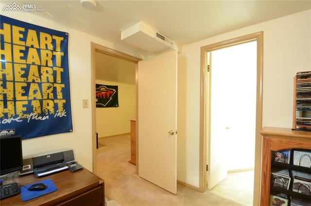 2124 North Chelton Road Colorado Springs, CO 80909 - Photo 23 of 36 Office