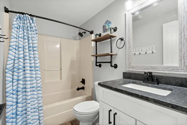 $595,000 | 2118 Lark Drive, Surfside Beach, SC 29575