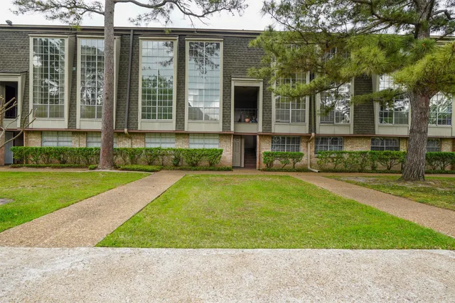 $1,650 | 12633 Memorial Drive, Unit 77, Houston, TX 77024