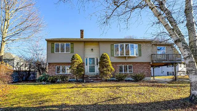 $409,000 | 10 Arlington Avenue, Westbrook, ME 04092