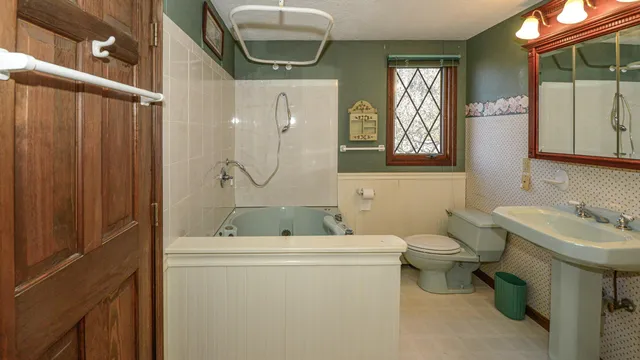 $409,000 | 10 Arlington Avenue, Westbrook, ME 04092