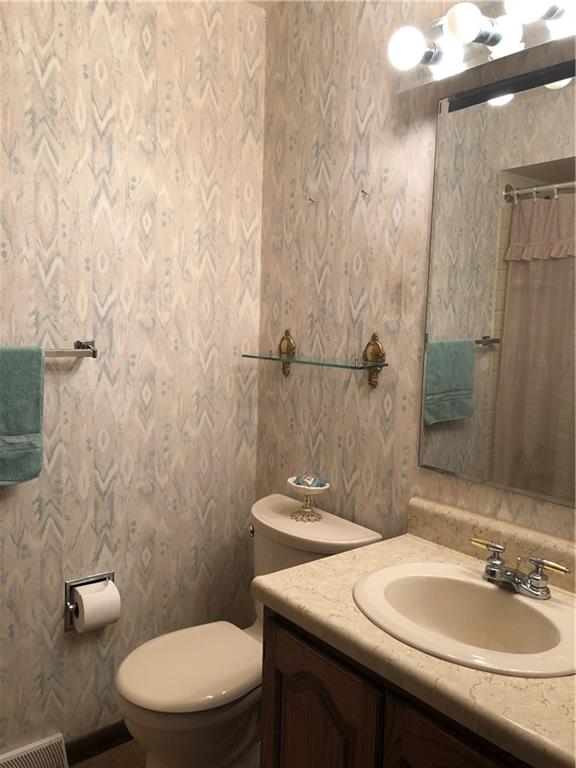 440 Pittsburgh Road Rochester, PA 15074 - Photo 14 of 25