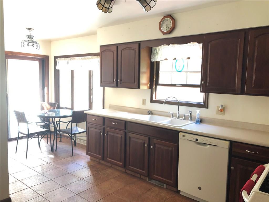 440 Pittsburgh Road Rochester, PA 15074 - Photo 5 of 25
