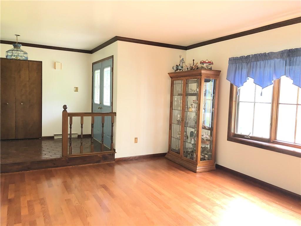 440 Pittsburgh Road Rochester, PA 15074 - Photo 9 of 25
