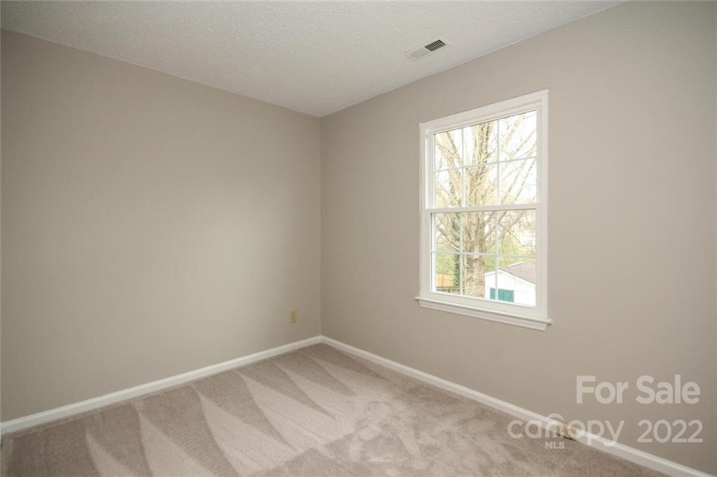 9229 Oren Thompson Road Charlotte, NC 28213 - Photo 15 of 18