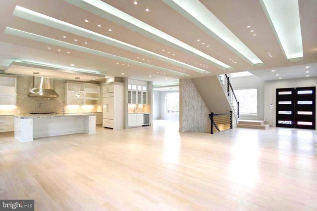 $3,195,000 | 3206 North George Mason Drive, Arlington, VA 22207