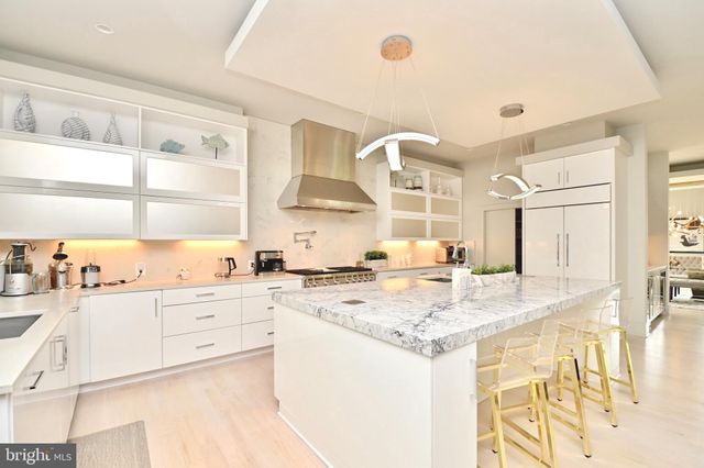 $3,195,000 | 3206 North George Mason Drive, Arlington, VA 22207