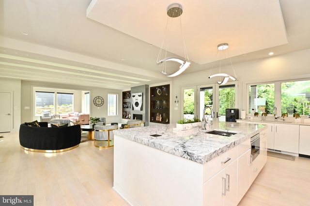 $3,195,000 | 3206 North George Mason Drive, Arlington, VA 22207