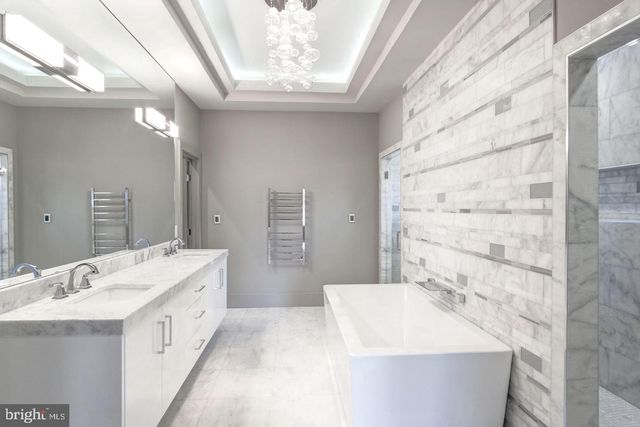 $3,195,000 | 3206 North George Mason Drive, Arlington, VA 22207