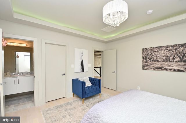 $3,195,000 | 3206 North George Mason Drive, Arlington, VA 22207