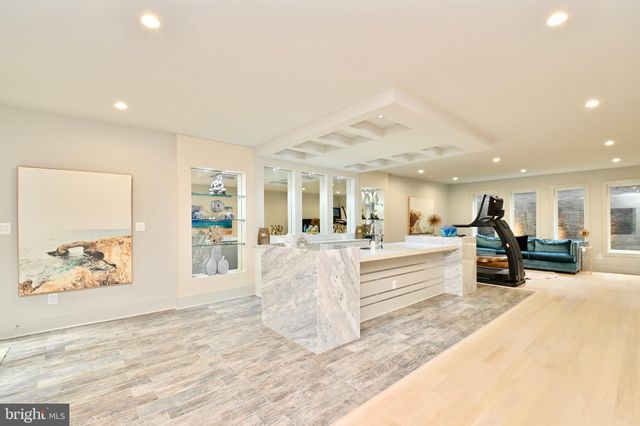 $3,195,000 | 3206 North George Mason Drive, Arlington, VA 22207