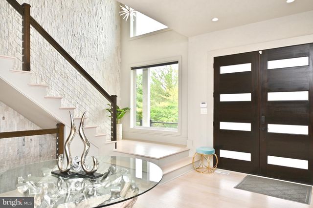 $3,195,000 | 3206 North George Mason Drive, Arlington, VA 22207