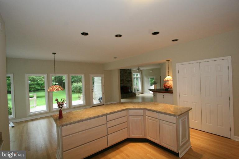 7008 Ridgeway Drive Springfield, VA 22150 - Photo 19 of 30 Kitchen