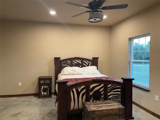 $950,000 | 218 Farm To Market 80, Teague, TX 75860