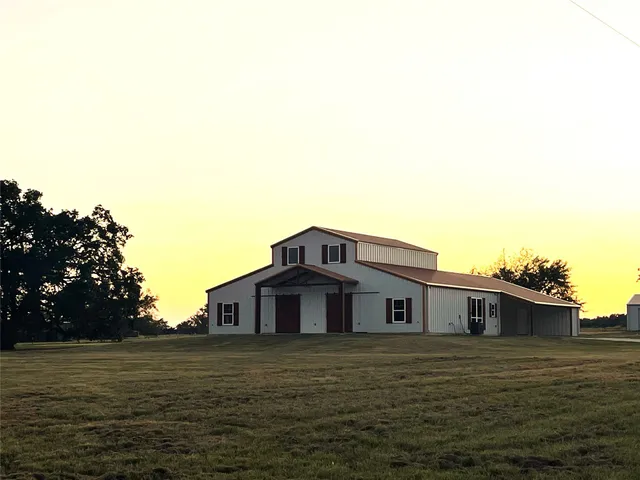 $950,000 | 218 Farm To Market 80, Teague, TX 75860