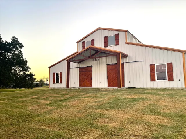 $950,000 | 218 Farm To Market 80, Teague, TX 75860