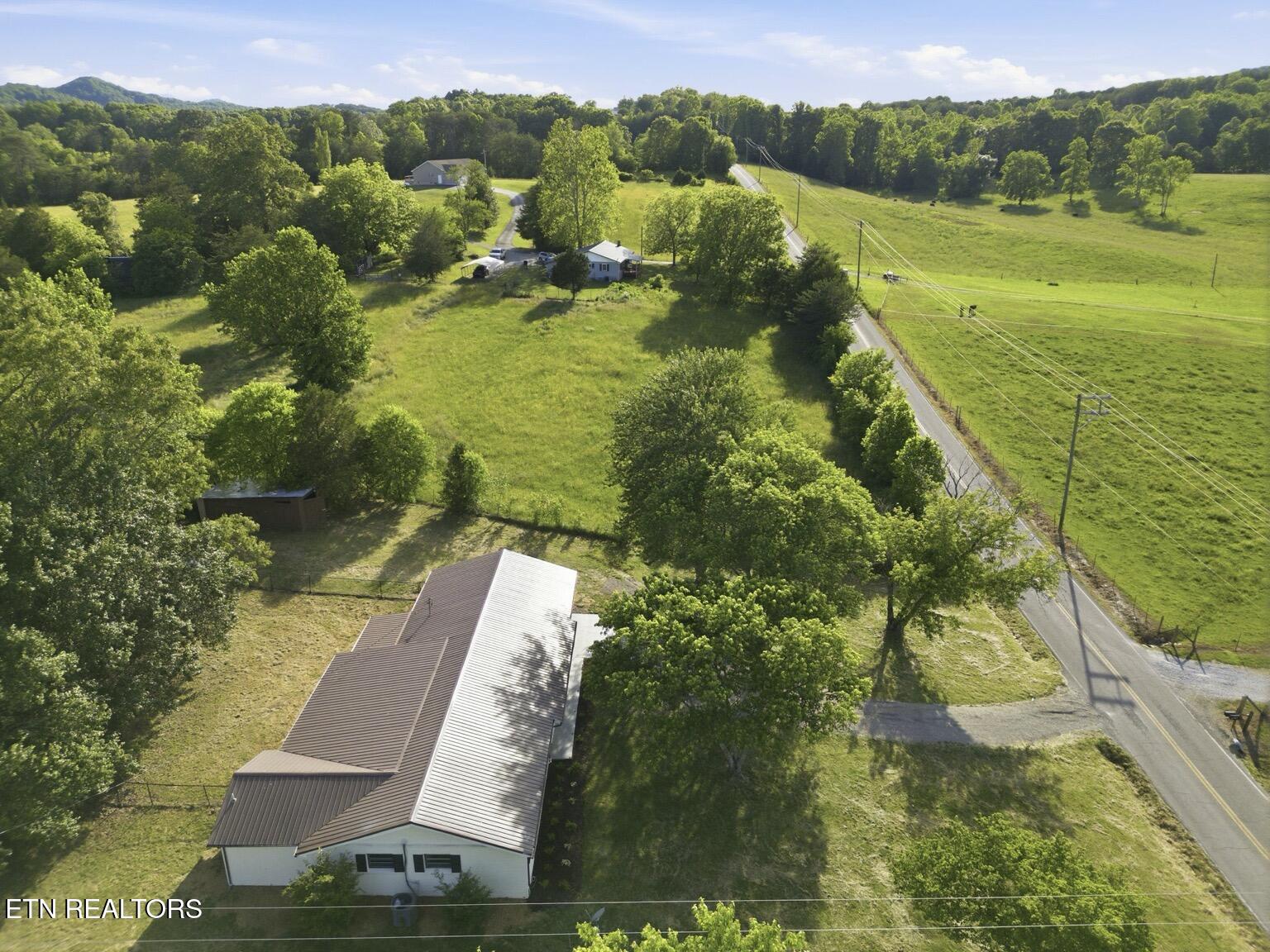1024 Reagan Valley Road Tellico Plains, TN 37385 - Photo 42 of 42 wj26051543