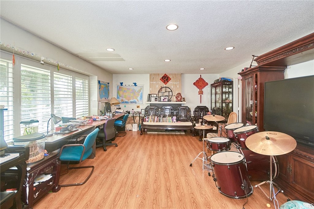 335 Pierre Road Walnut, CA 91789 - Photo 6 of 21