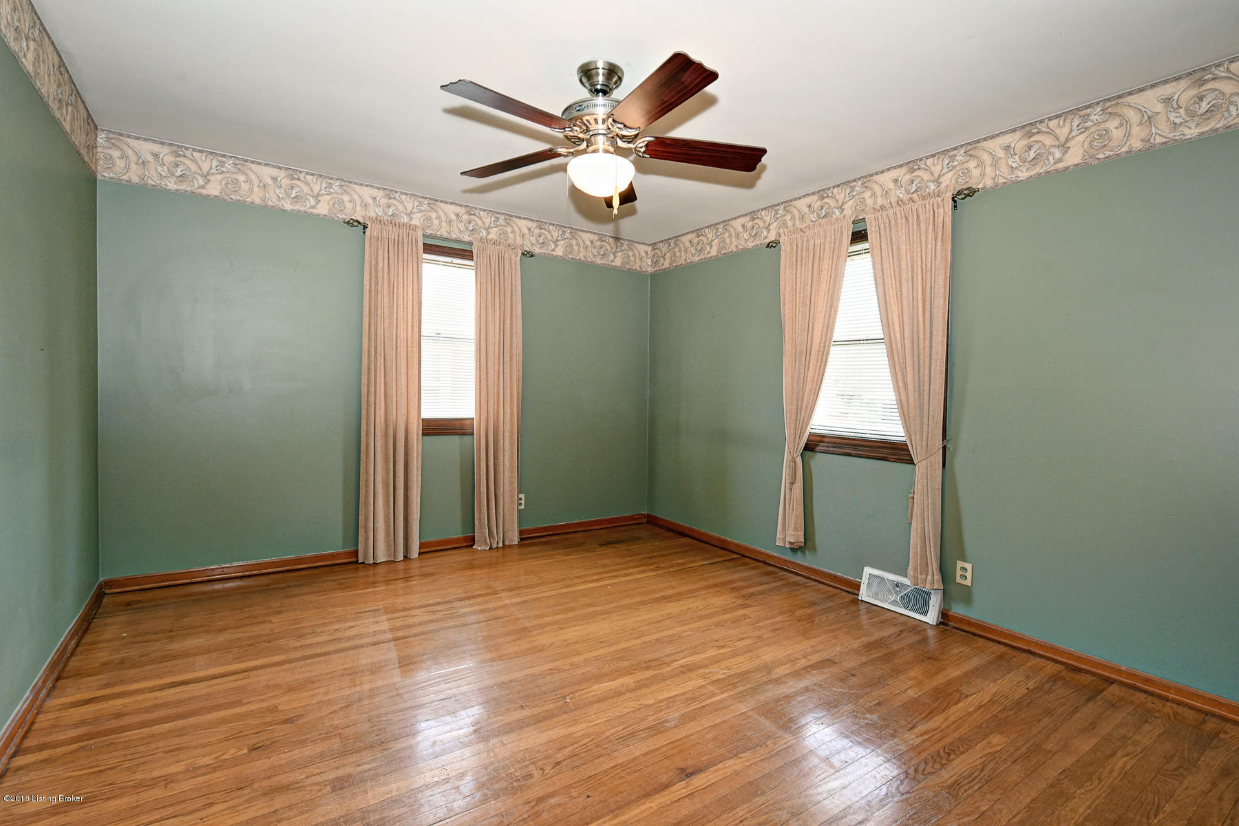 10911 Deering Road Louisville, KY 40272 - Photo 15 of 29 Deering Rd by CWD 0015