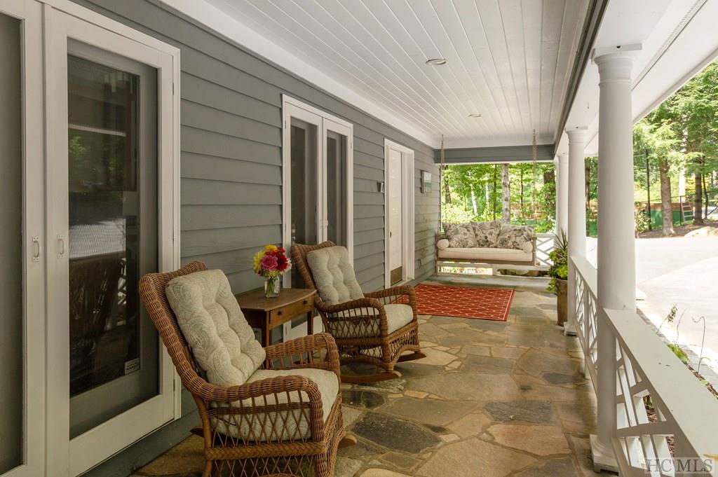 444 Golf View Road Sapphire, NC 28774 - Photo 9 of 77 Gallery Image 9