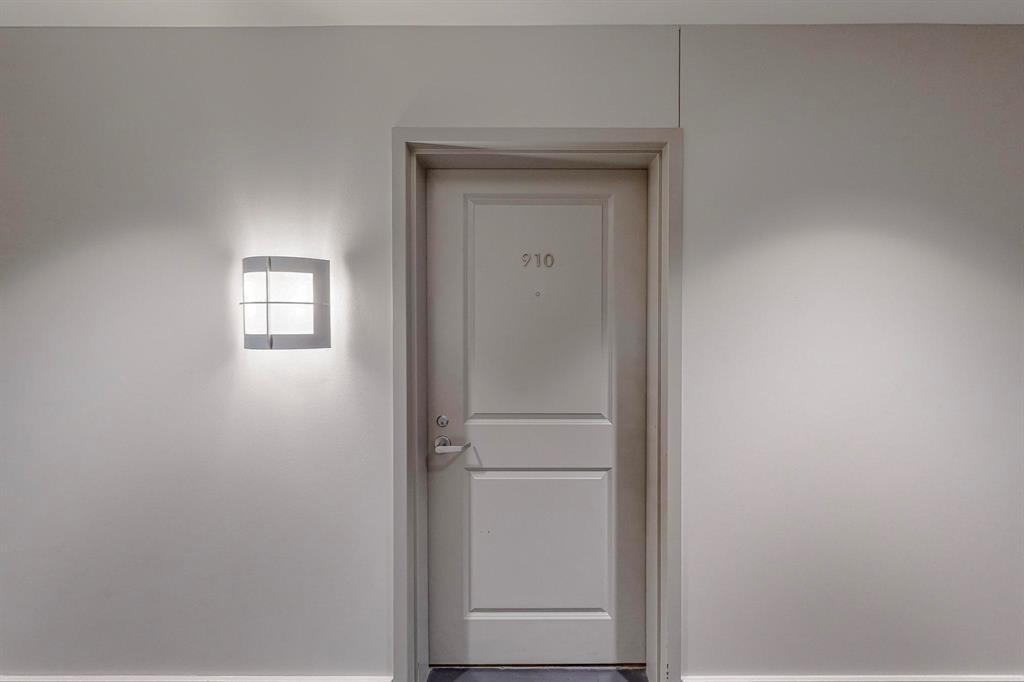 1200 Main Street Dallas, TX 75202 - Photo 4 of 39