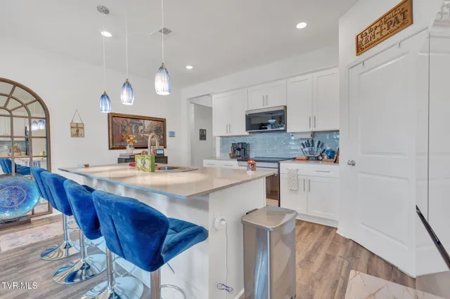 $350,000 | 1702 Fox Meadows Circle, Bluff City, TN 37618