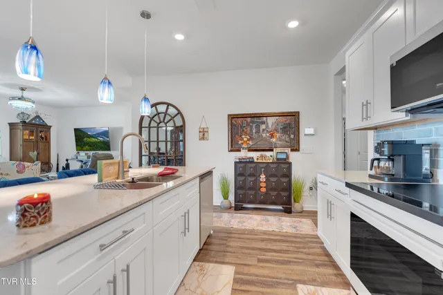 $350,000 | 1702 Fox Meadows Circle, Bluff City, TN 37618