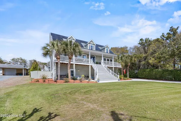 $1,240,000 | 214 Pelican Walk, Hampstead, NC 28443