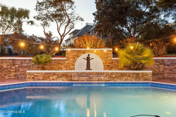 $1,240,000 | 214 Pelican Walk, Hampstead, NC 28443