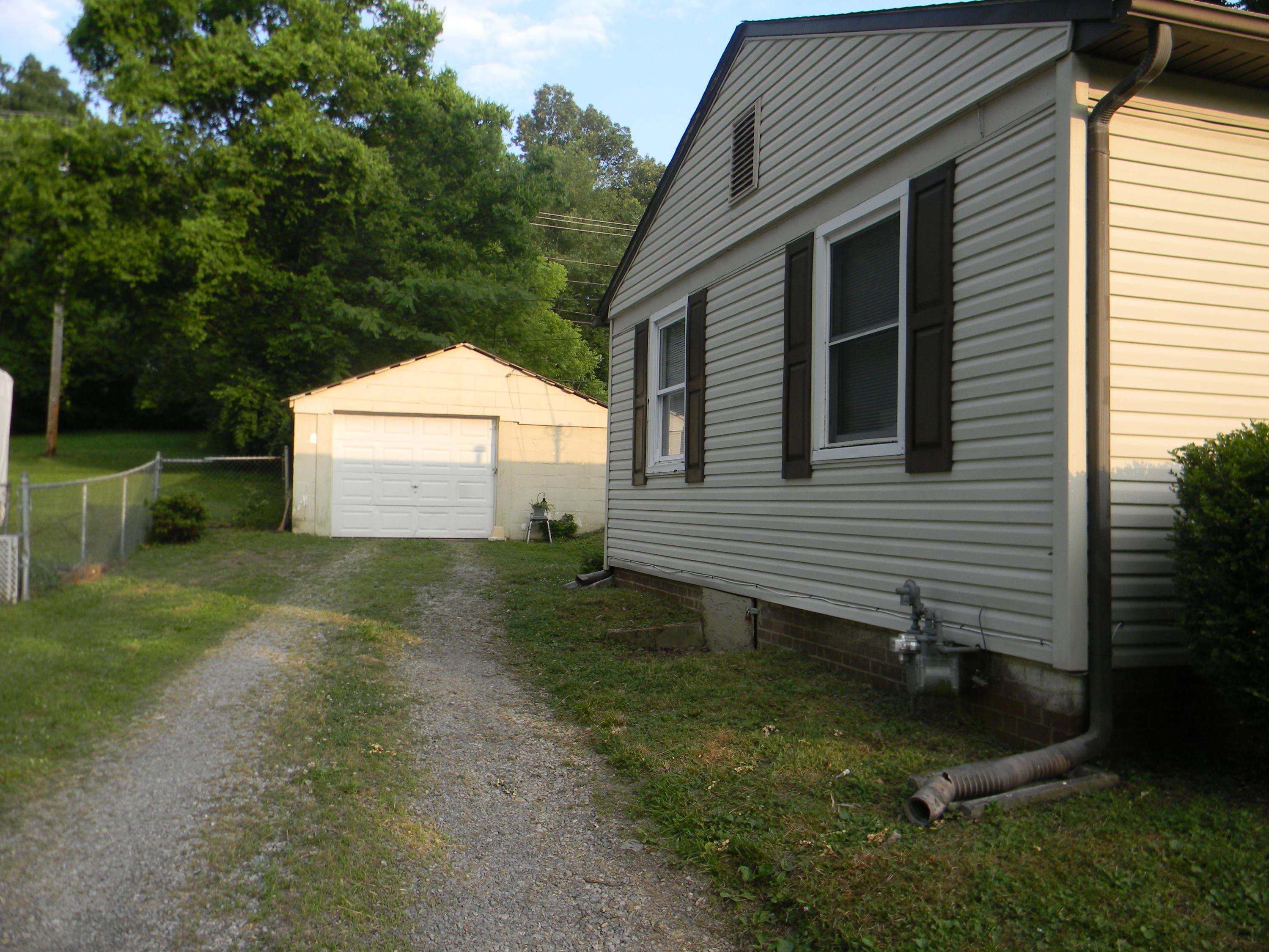 332 Main Road Maryville, TN 37804 - Photo 16 of 16 DSCN4163