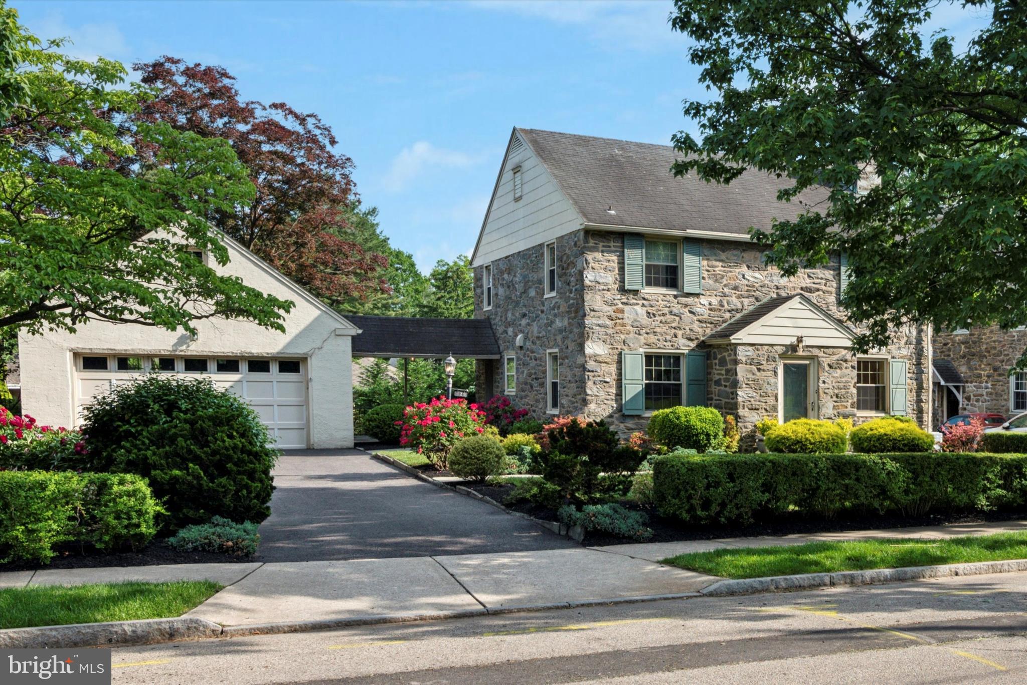 129 Sutton Road Ardmore, PA 19003 - Photo 1 of 26 Gallery Image 1