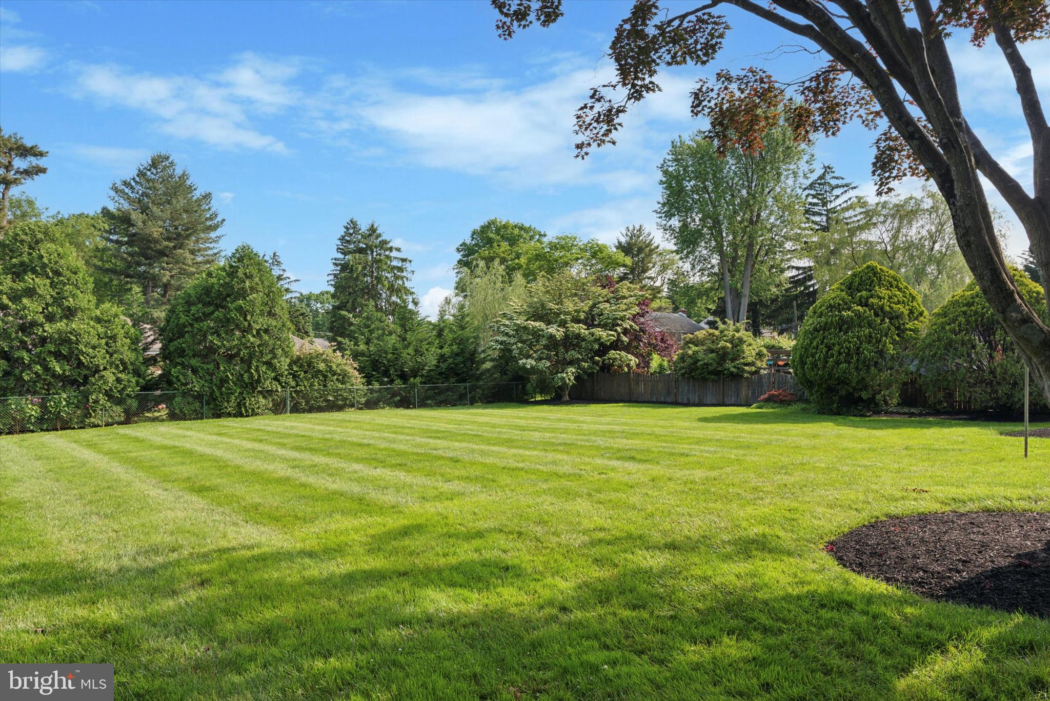 129 Sutton Road Ardmore, PA 19003 - Photo 18 of 26 Back yard