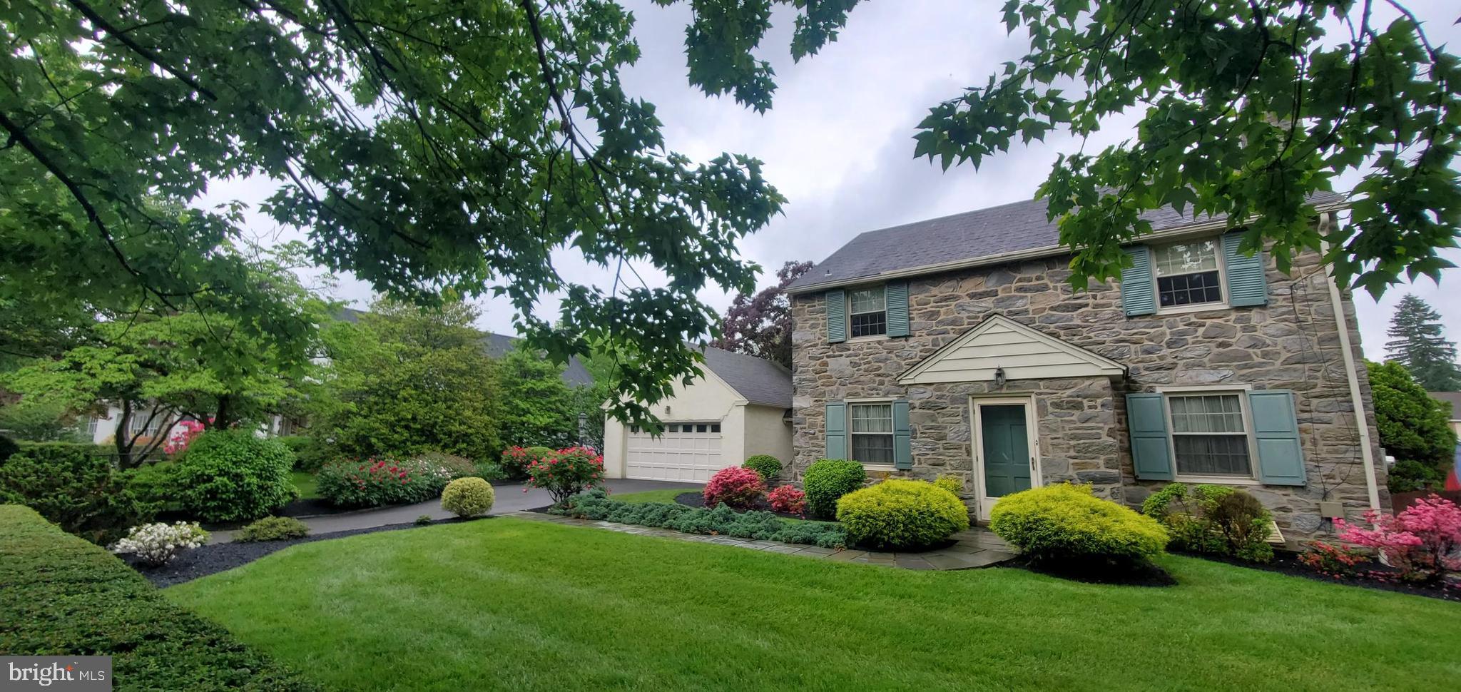 129 Sutton Road Ardmore, PA 19003 - Photo 3 of 26 Gallery Image 3