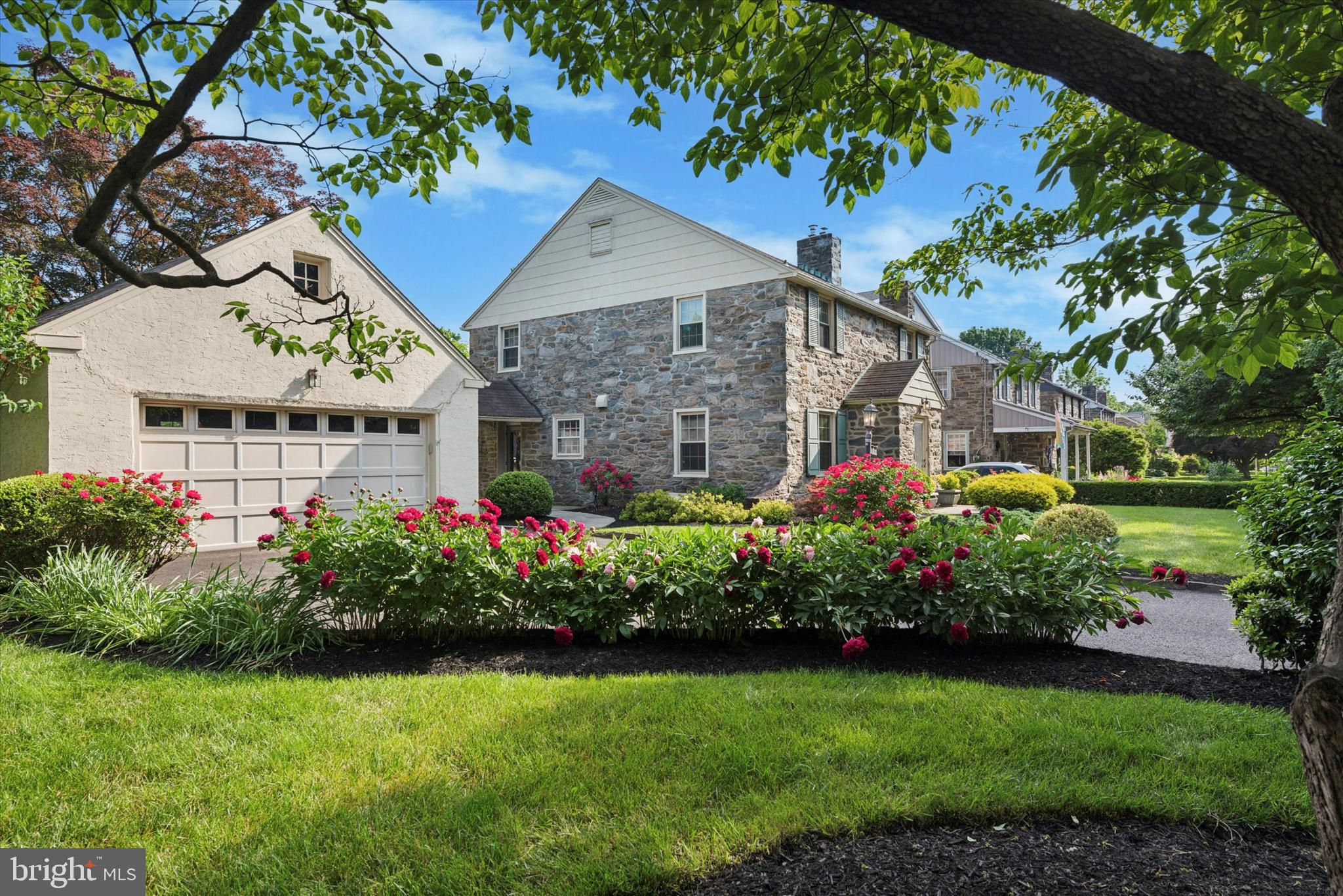 129 Sutton Road Ardmore, PA 19003 - Photo 4 of 26 Gallery Image 4