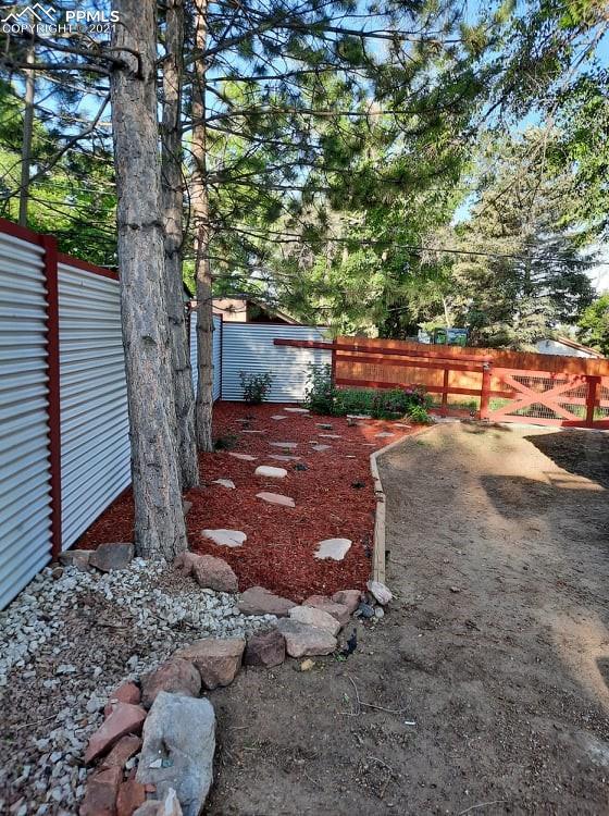 1125 Prairie Road Colorado Springs, CO 80909 - Photo 4 of 25